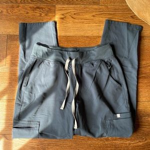 Figs Yola scrubs pants Dark Harbor Medium petite